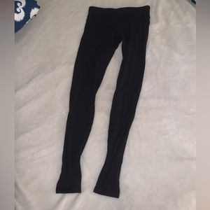 Black Ivivva Leggings